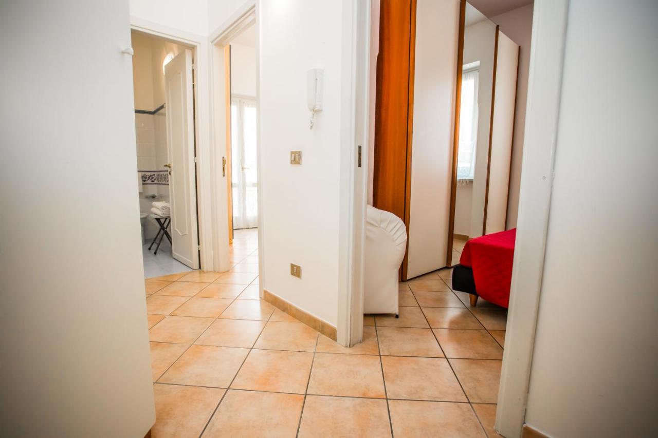 La Piazzetta Guest house 2*